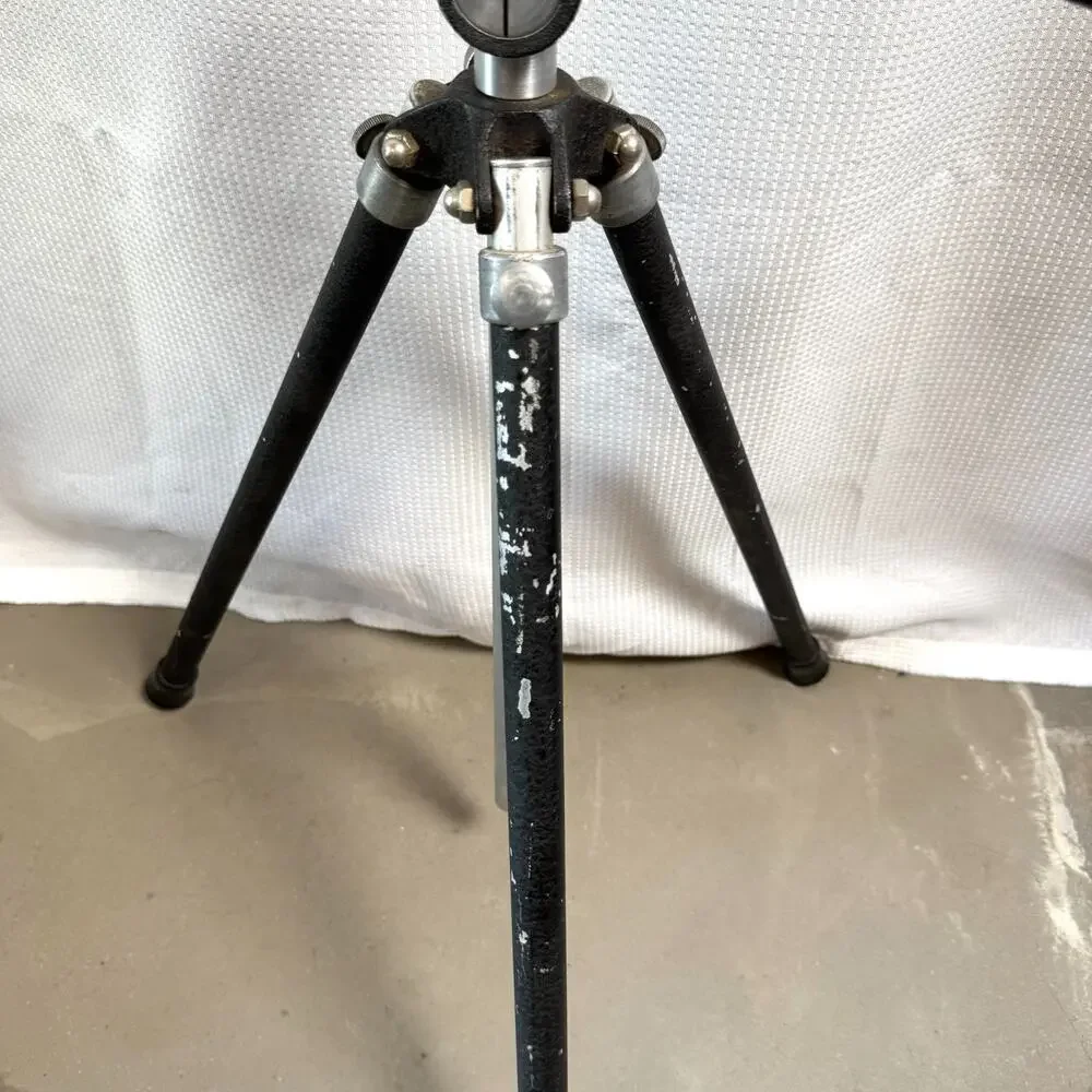 Vintage Tripod Graphic Jr. Model 8092 Graflex Aluminum Camera New York EUC
